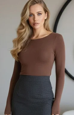 KLEO Moda - Buzka z dekote w łódkę 3688 ene