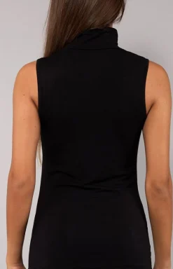 Sielei Moda - Buzka z gofe bez rękawów czarna Today 6006