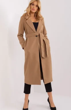 Camelowy długi płaszcz damski z paskiem TW-PL-BI-5312-1.31