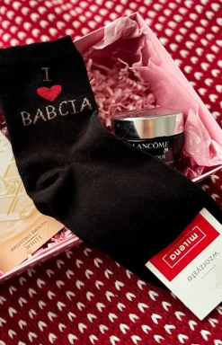 Czarne skarpetki damskie I Love Babcia 0200.133