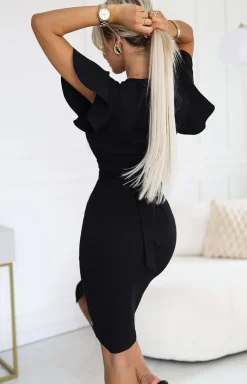 Numoco Moda - Elegancka sukienka z kopertowym dekoltem czarna 479-9 Nina