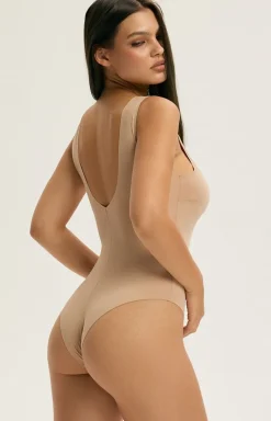 Esotiq body z wbudowaną miseczką Cleary 44270-84X