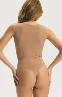 Esotiq czarne body modelujące Seamless 44939-80X