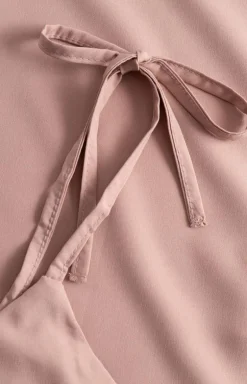 Koszula nocna z rozcięciem Isabella Pink
