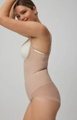YSABEL MORA Body|Bielizna Wyszczuplająca - odeujące body daskie z otwarty biuste czarne 19621