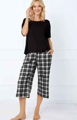 Damskie Italian Fashion Piżamy Bawełniane|Piżamy W Kratę - Piżama damska z krótkim rękawem i spodniami 7/8 Klara