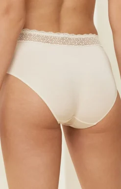 Triumph figi damskie z wysokim stanem kremowe Feel of Modal 10214399