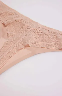 Ysabel Mora stringi damskie beżowe 19673